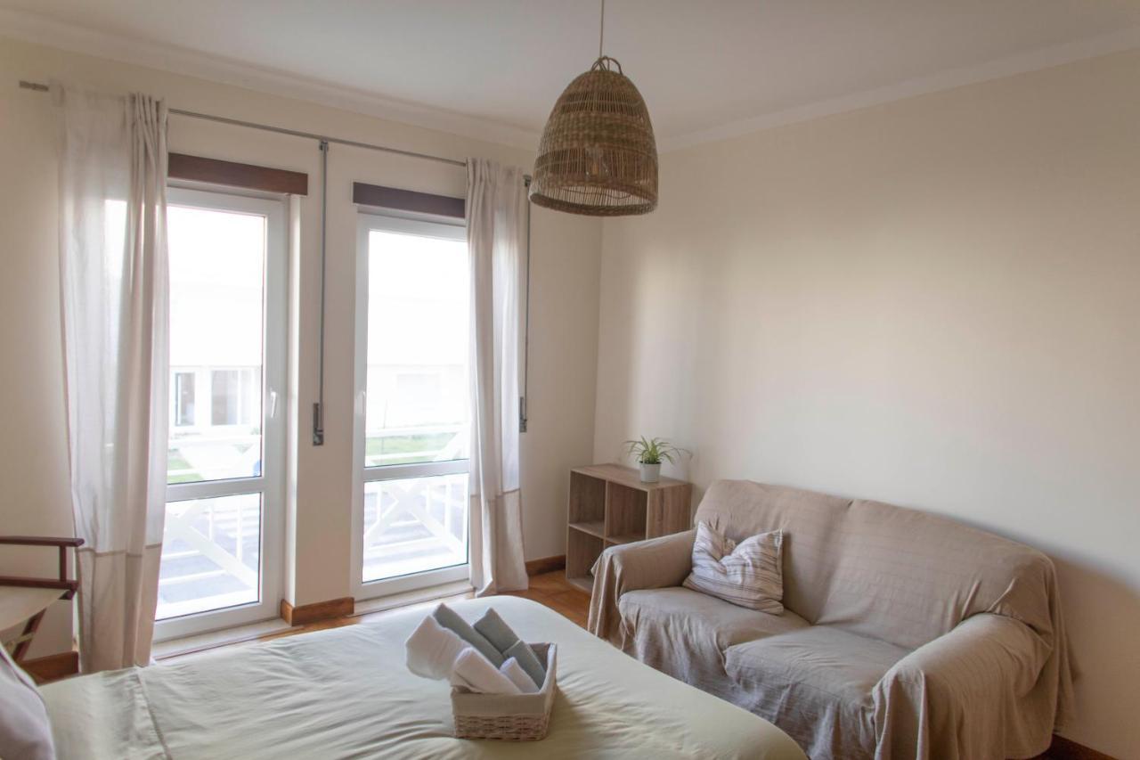 Middle Of The Bay 2 Bedroom Apartment Ferrel (Leiria) Exterior foto