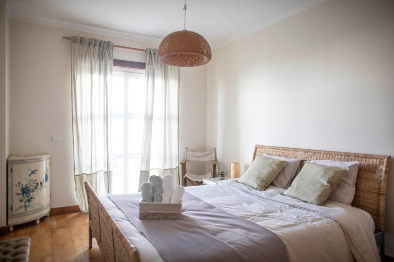 Middle Of The Bay 2 Bedroom Apartment Ferrel (Leiria) Exterior foto